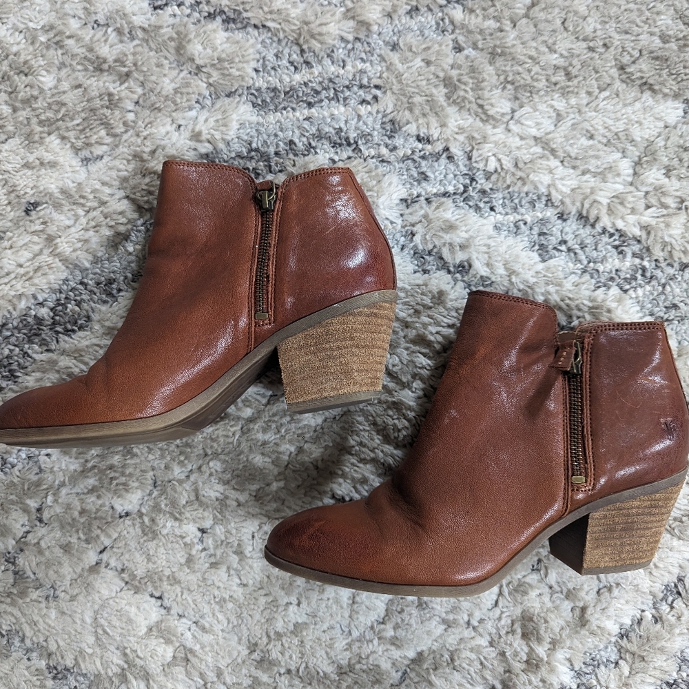 Frye Leather Bootie